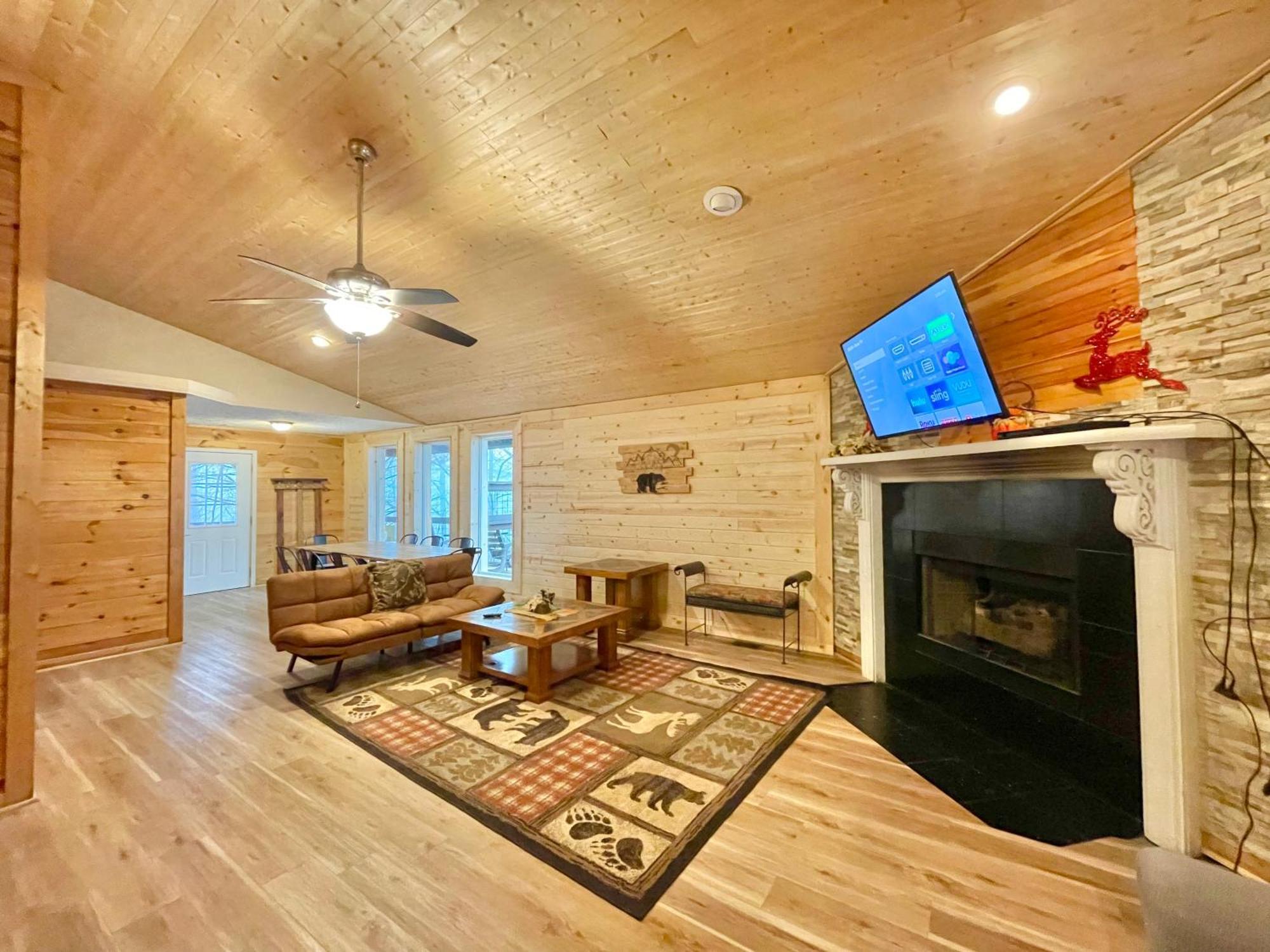 Lazy Bear Cabin Sevierville Exterior foto